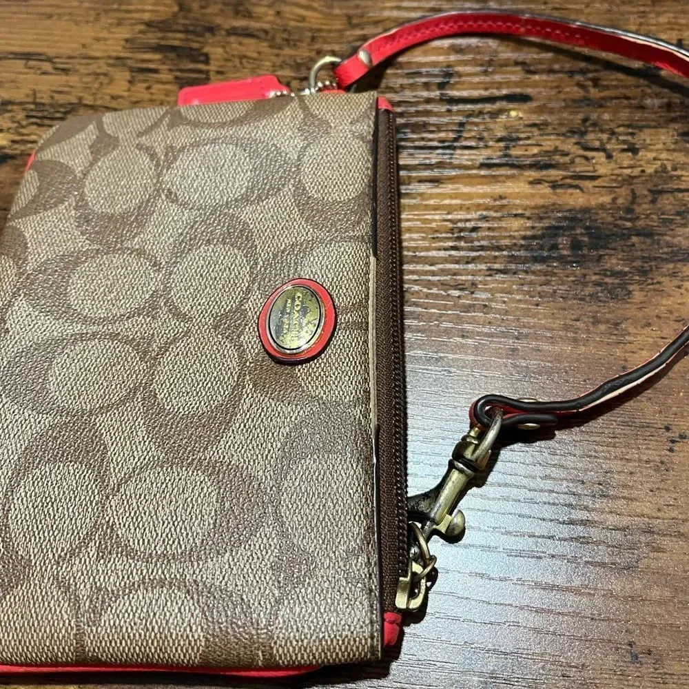 Coach wristlet with coral pink accents - Picture 4 of 6